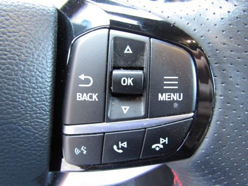 Used 2025 Ford Explorer ST-Line AWD/4WD image 14