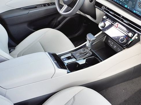 New 2026 Hyundai Tucson SEL image 13