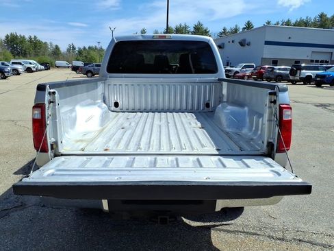 Used 2016 Ford F250 XLT w/ XLT Premium Package AWD/4WD image 14