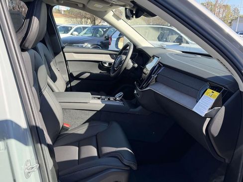 New 2026 Volvo XC90 B6 Ultra w/ Protection Package image 11