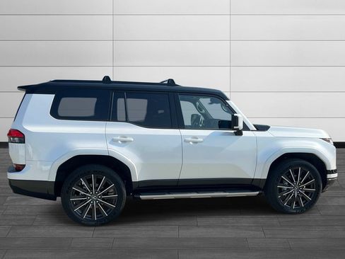 Used 2025 Lexus GX 550 w/ Accessory Package (Z1) AWD/4WD image 6
