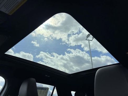 New 2026 Ford Explorer Platinum w/ LUX Leather Package image 21