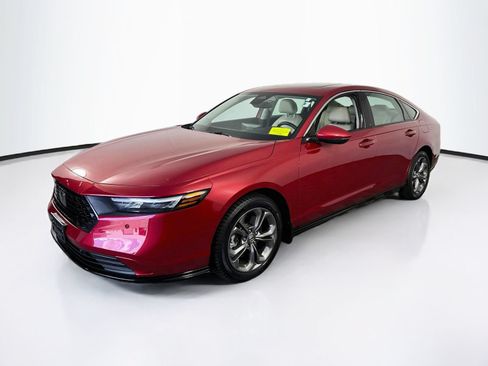 Used 2023 Honda Accord EX-L image 3