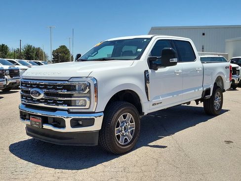 Used 2024 Ford F250 Lariat AWD/4WD image 6