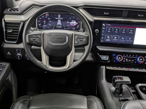 Used 2024 GMC Sierra 1500 Denali AWD/4WD image 6