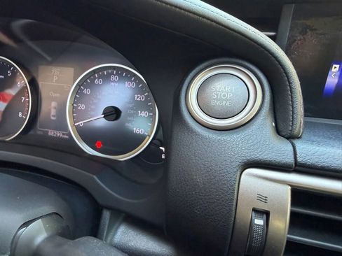 Used 2015 Lexus IS 250 RWD image 19