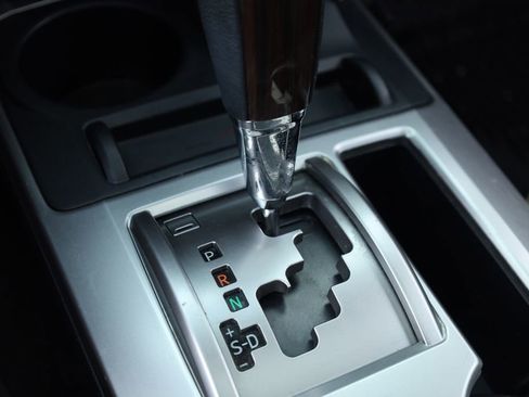 Used 2019 Toyota 4Runner Limited image 9