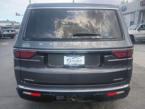 Used 2023 Jeep Wagoneer Series II w/ Flexible Seating Group AWD/4WD image 7