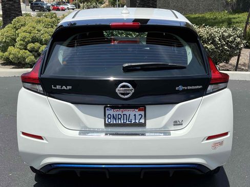 Used 2019 Nissan Leaf SV Plus w/ SV Plus Technology Package FWD image 4