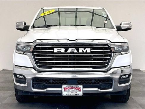 Used 2025 RAM 1500 Laramie AWD/4WD image 2