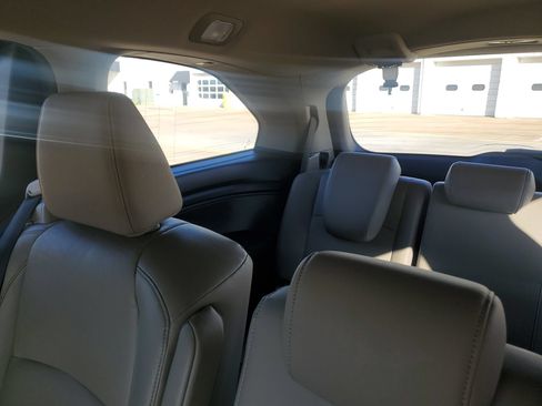 Used 2019 Honda Odyssey EX-L image 13