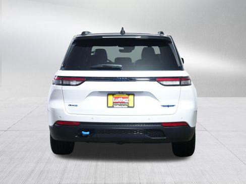 Used 2022 Jeep Grand Cherokee Trailhawk AWD/4WD image 6
