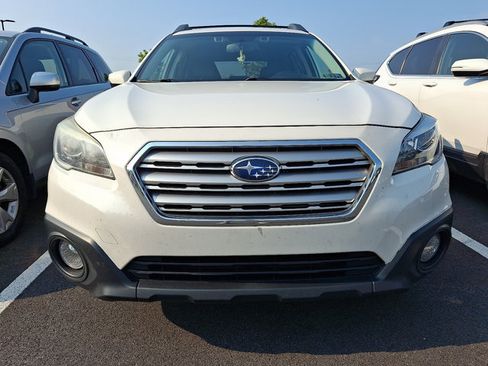 Used 2016 Subaru Outback 2.5i Limited AWD/4WD image 2