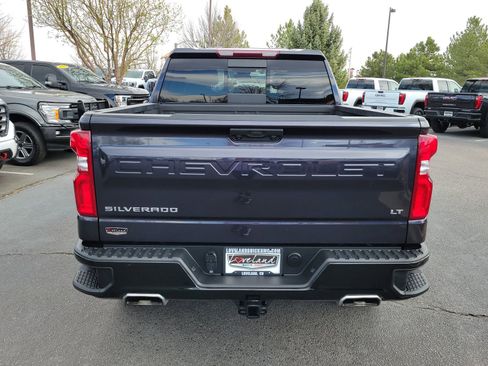 Used 2024 Chevrolet Silverado 1500 LT Trail Boss w/ Convenience Package II image 10