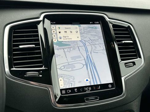 Used 2023 Volvo XC90 B5 Plus image 20