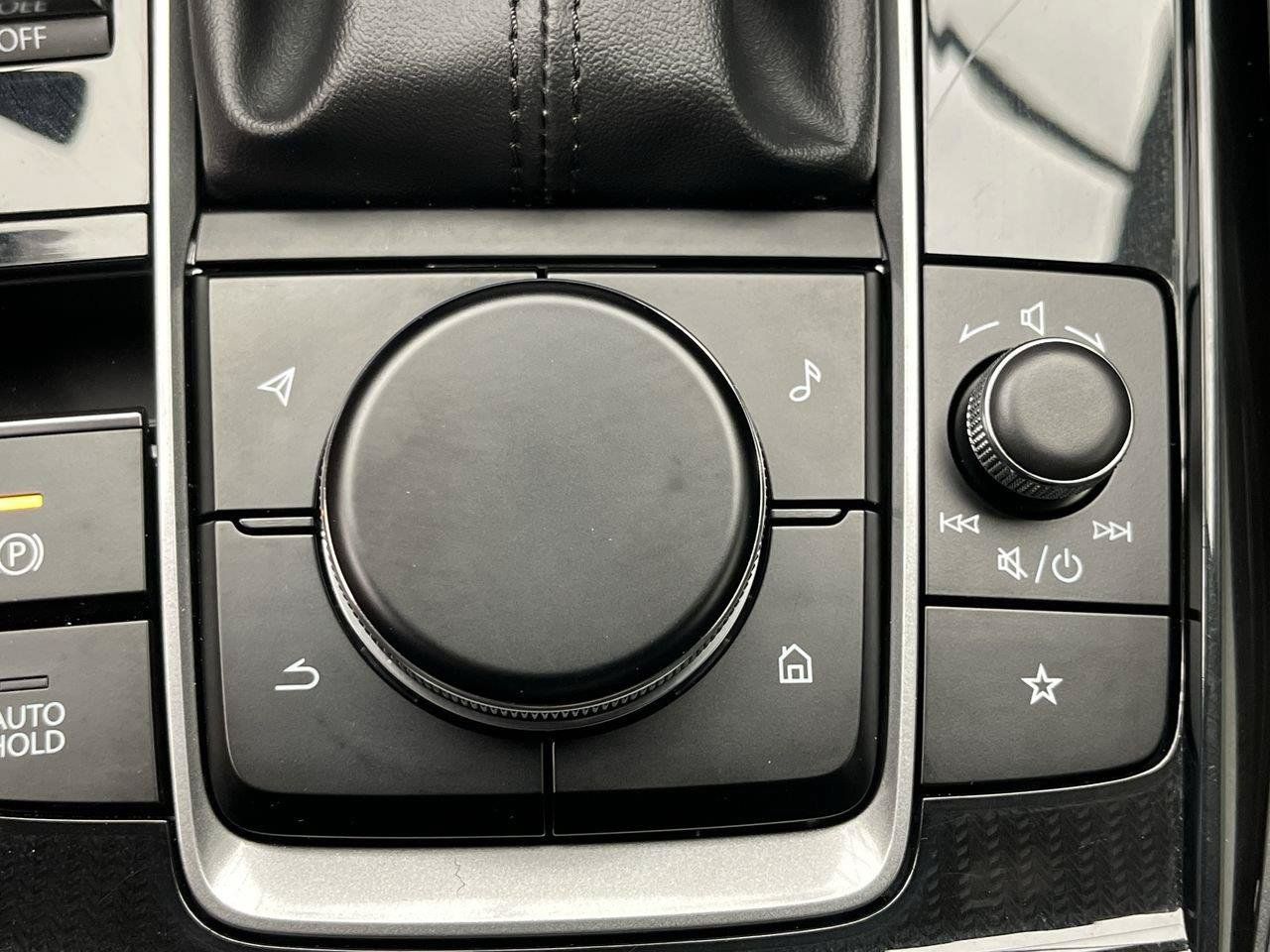 Certified 2025 MAZDA CX-30 AWD 2.5 S w/ Select Sport Pkg image 15