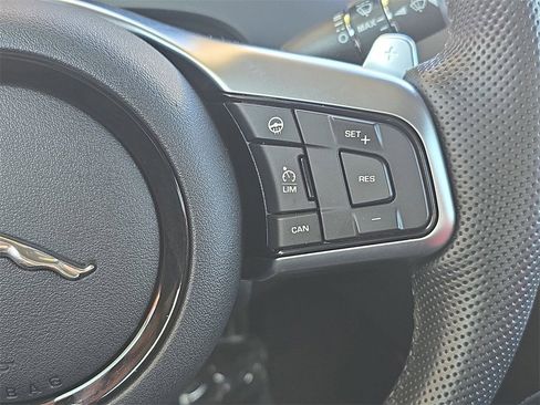 Certified 2022 Jaguar F-TYPE R image 16