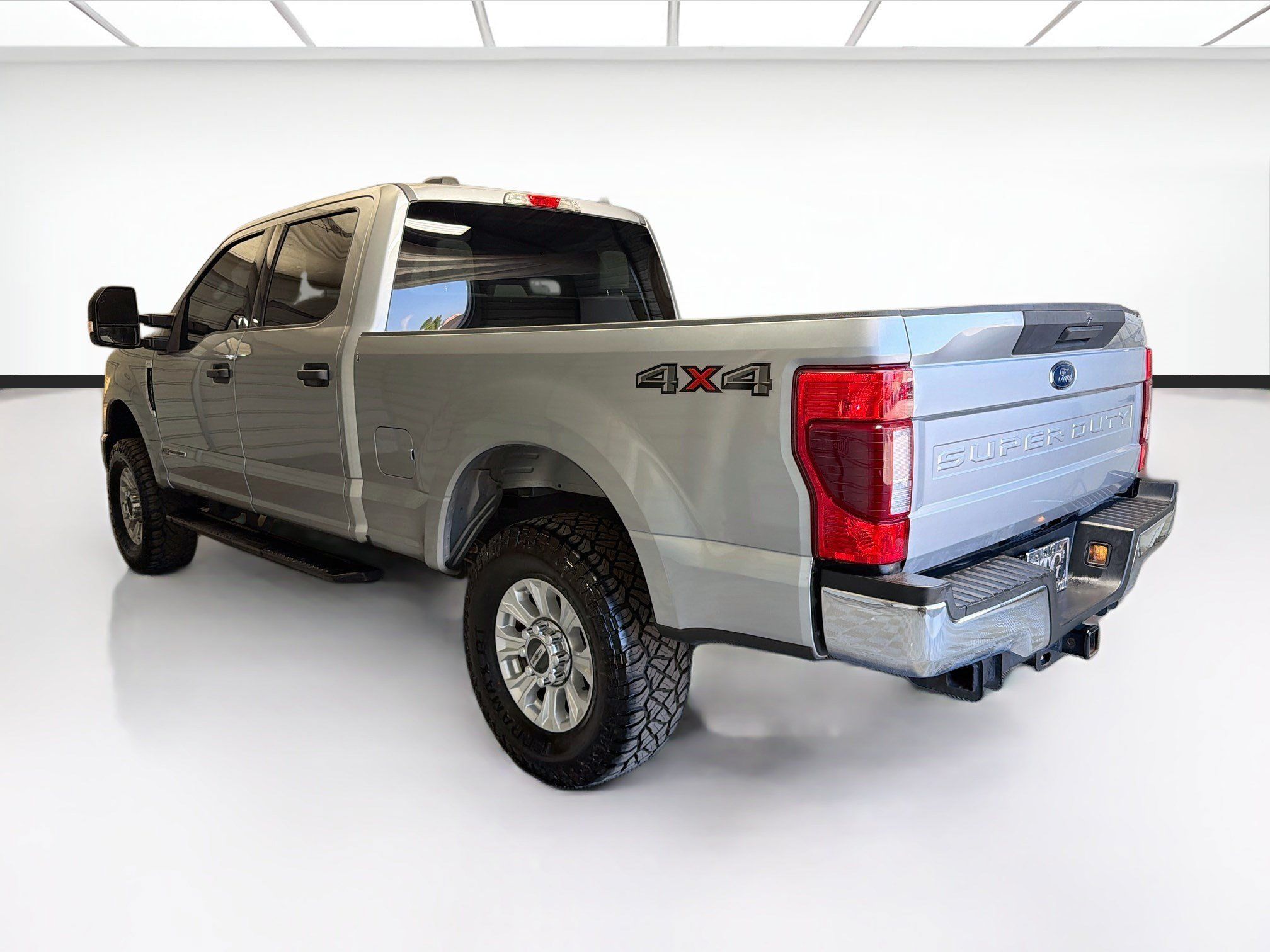 Used 2022 Ford F250 XLT AWD/4WD image 6
