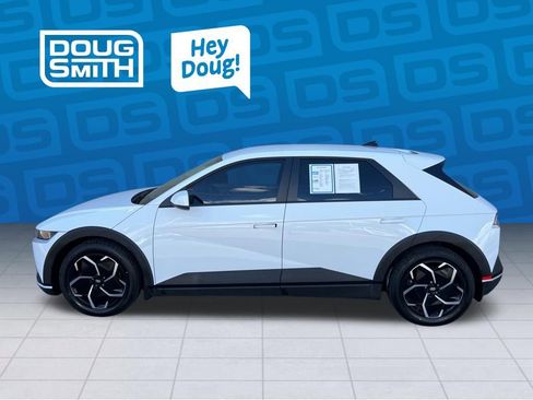 Used 2024 Hyundai Ioniq 5 SEL AWD/4WD image 3