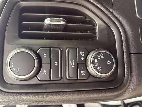 Used 2023 Chevrolet Silverado 2500 W/T w/ WT Fleet Convenience Package AWD/4WD image 11