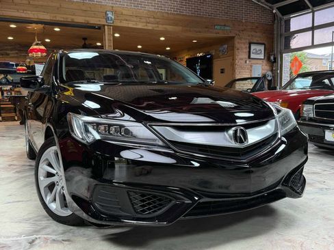 Used 2018 Acura ILX FWD image 3