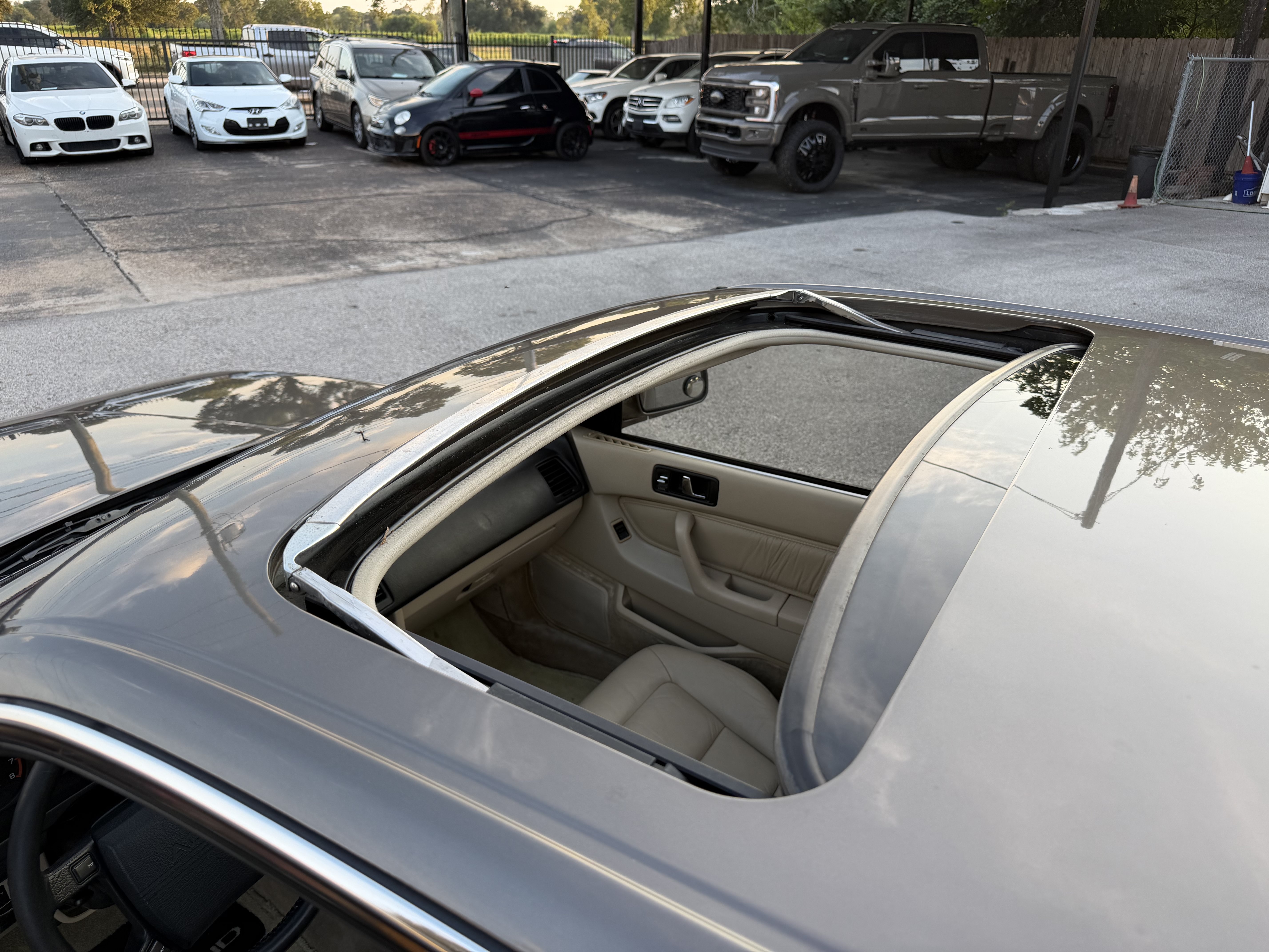 Used 1990 Acura Legend L FWD image 21