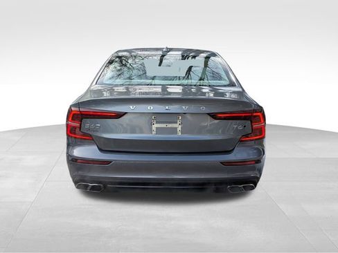 Used 2021 Volvo S60 T6 Momentum image 6