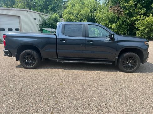 Used 2022 Chevrolet Silverado 1500 LT Trail Boss w/ LT Trail Boss Premium Package AWD/4WD image 26
