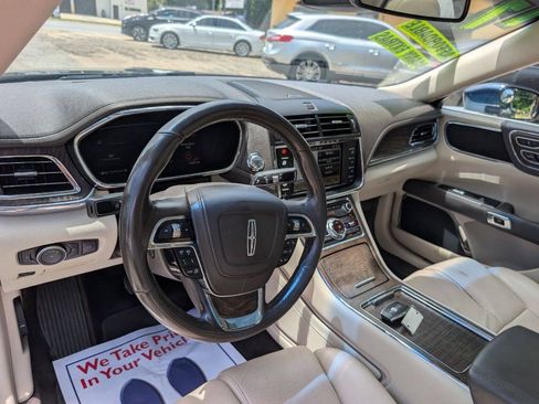 Used 2017 Lincoln Continental Reserve w/ Technology Package AWD/4WD image 21