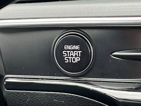Certified 2025 Kia K5 GT-Line image 28