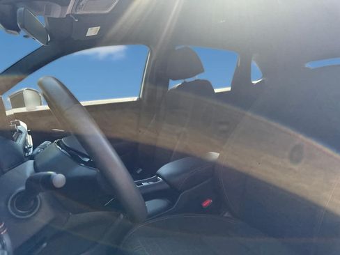 Used 2024 Honda HR-V Sport image 13