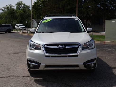 Used 2018 Subaru Forester 2.5i Touring w/ Popular Package #3B AWD/4WD image 3