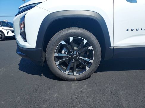 New 2027 Chevrolet Equinox RS FWD image 10