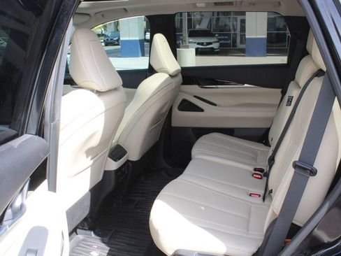 Used 2024 INFINITI QX60 Pure AWD/4WD image 14