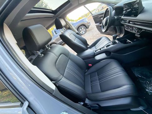 New 2026 Honda HR-V EX-L image 22
