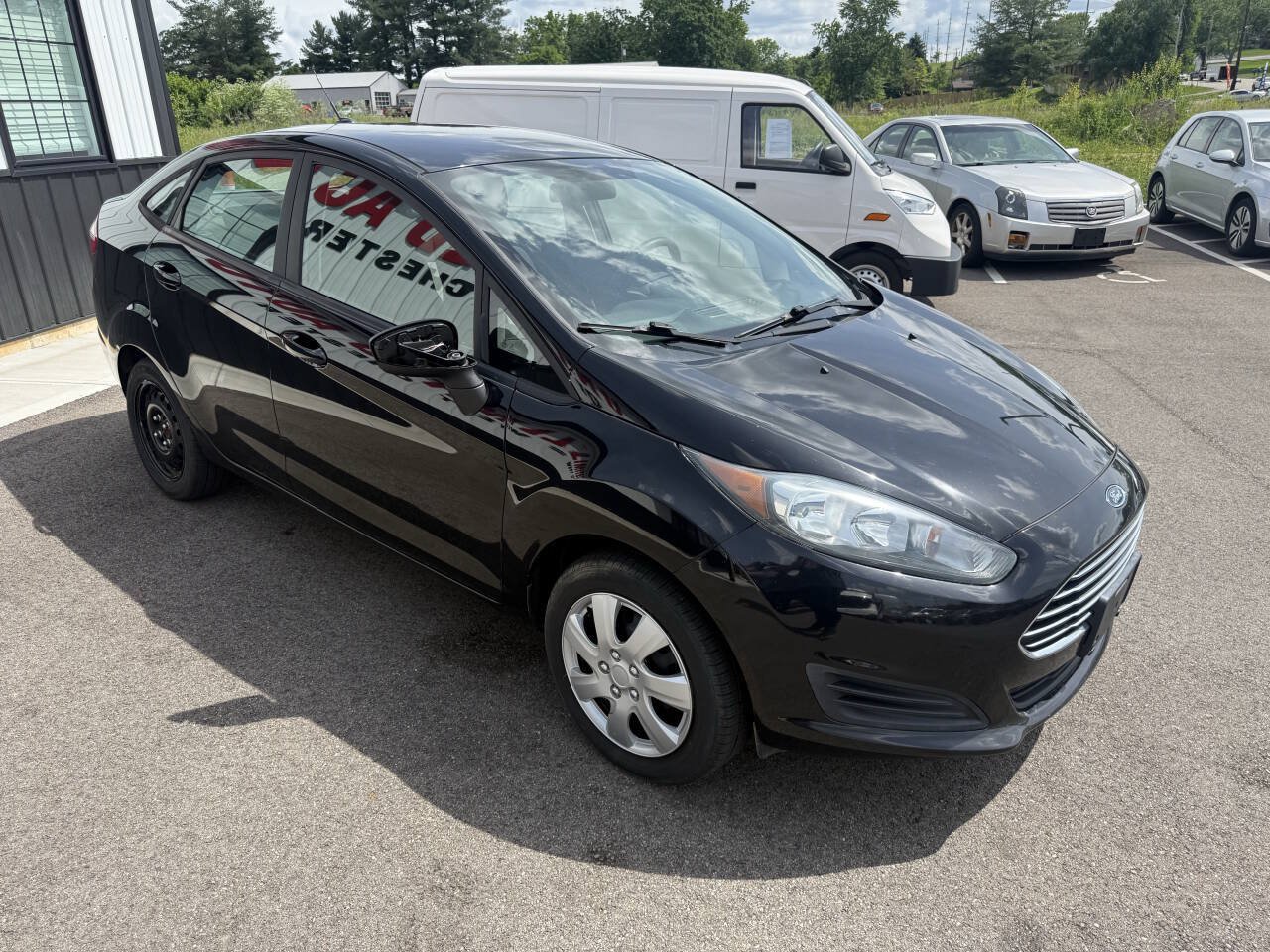 Used 2019 Ford Fiesta S FWD image 5