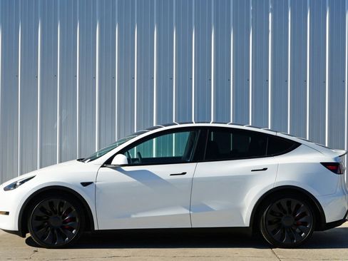 Used 2022 Tesla Model Y Performance image 53