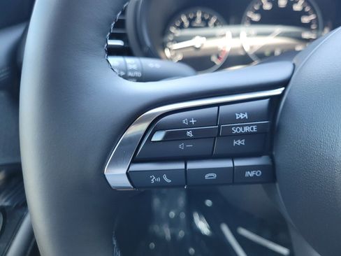 New 2026 MAZDA MAZDA3 Hatchback w/Premium Plus Pkg image 30