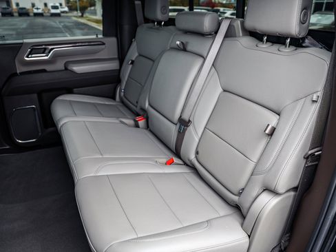 Used 2024 Chevrolet Silverado 3500 LTZ w/ LTZ Plus Package image 12