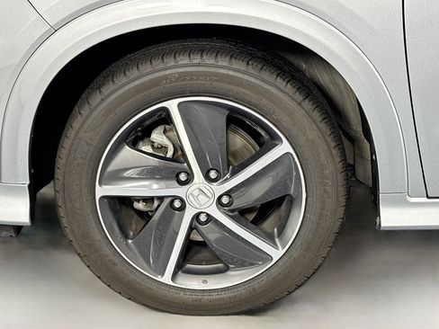 Certified 2020 Honda HR-V Touring image 31