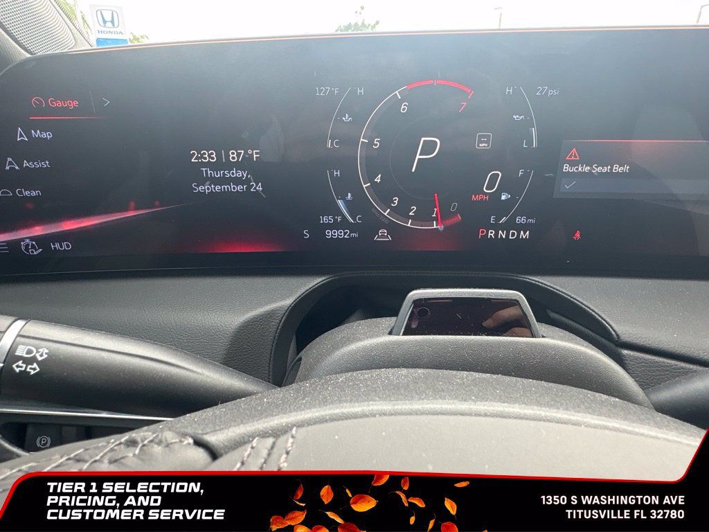 Used 2025 Cadillac CT5 V w/ Technology Package RWD image 11