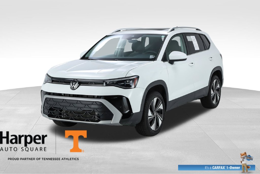 Used 2025 Volkswagen Taos SE w/ Panoramic Sunroof Package AWD/4WD image 1