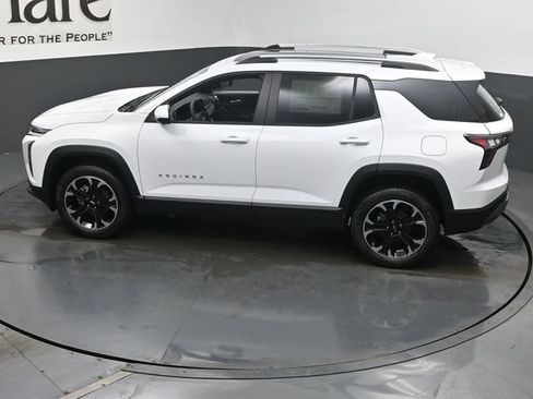 New 2026 Chevrolet Equinox LT w/ Safety and Technology Package AWD/4WD image 21