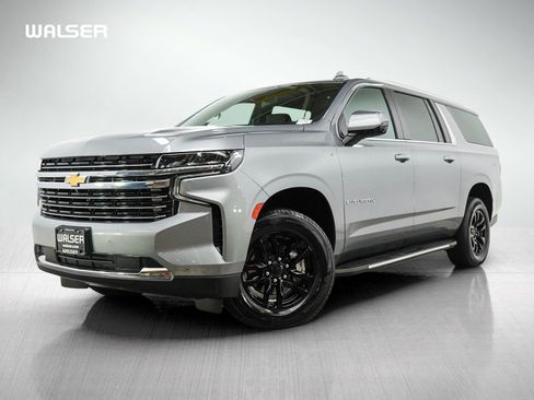 Used 2023 Chevrolet Suburban LT w/ Luxury Package AWD/4WD image 1
