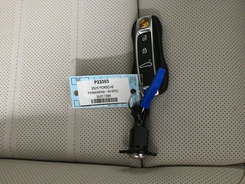 New 2025 Porsche Panamera RWD image 27