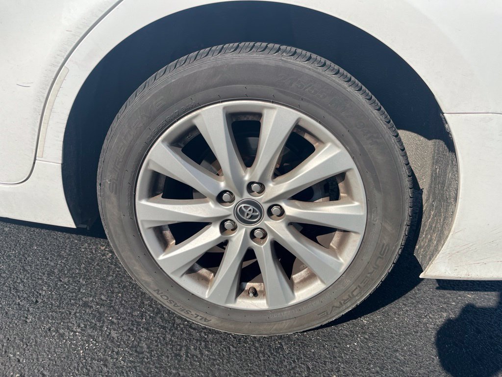 Used 2019 Toyota Camry LE FWD image 10