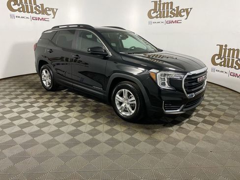 Used 2023 GMC Terrain SLE w/ Driver Convenience Package FWD image 1