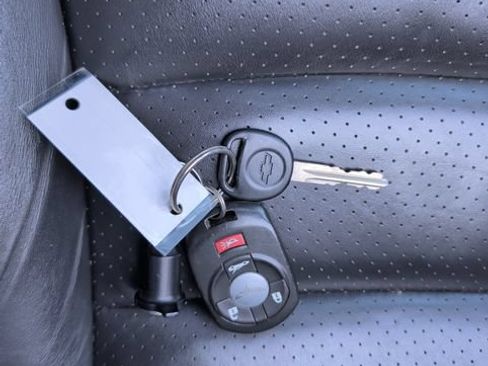 Used 2006 Chevrolet Corvette Convertible w/ Preferred Equipment Group RWD image 23