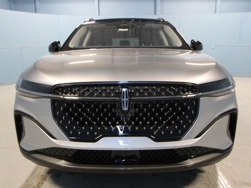 New 2026 Lincoln Nautilus Reserve w/ Jet Appearance Package image 24