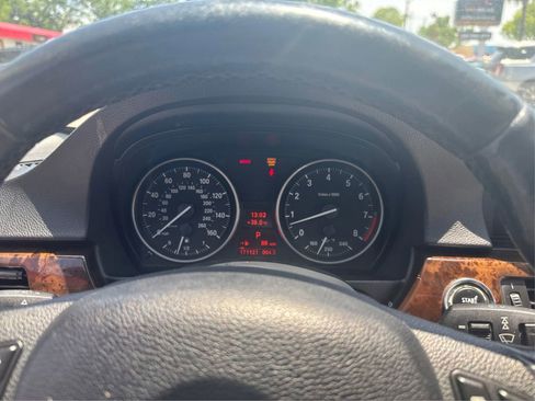 Used 2011 BMW 328i xDrive Coupe AWD/4WD image 18